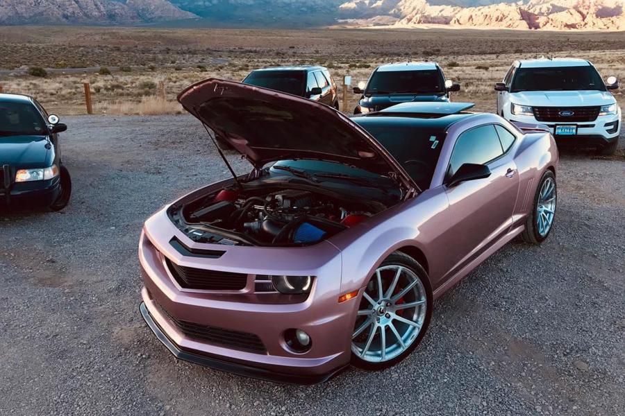 Моторный отсек Chevrolet Camaro on Forgiato Wheels (Flangiato-M) 2019 года  (фото 4 из 4)